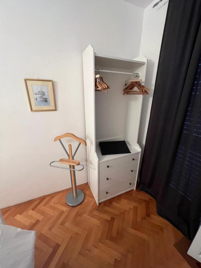 חוואר Apartments Jakov And Antonia מראה חיצוני תמונה